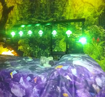 AGLOW Crystal Healing Bed